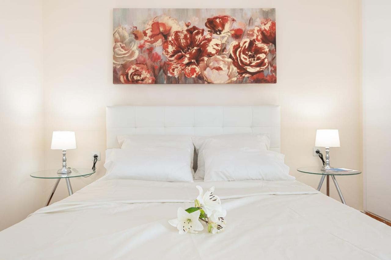 Old Town Gem - Elegant Guilford Apartment Corfu  Bagian luar foto